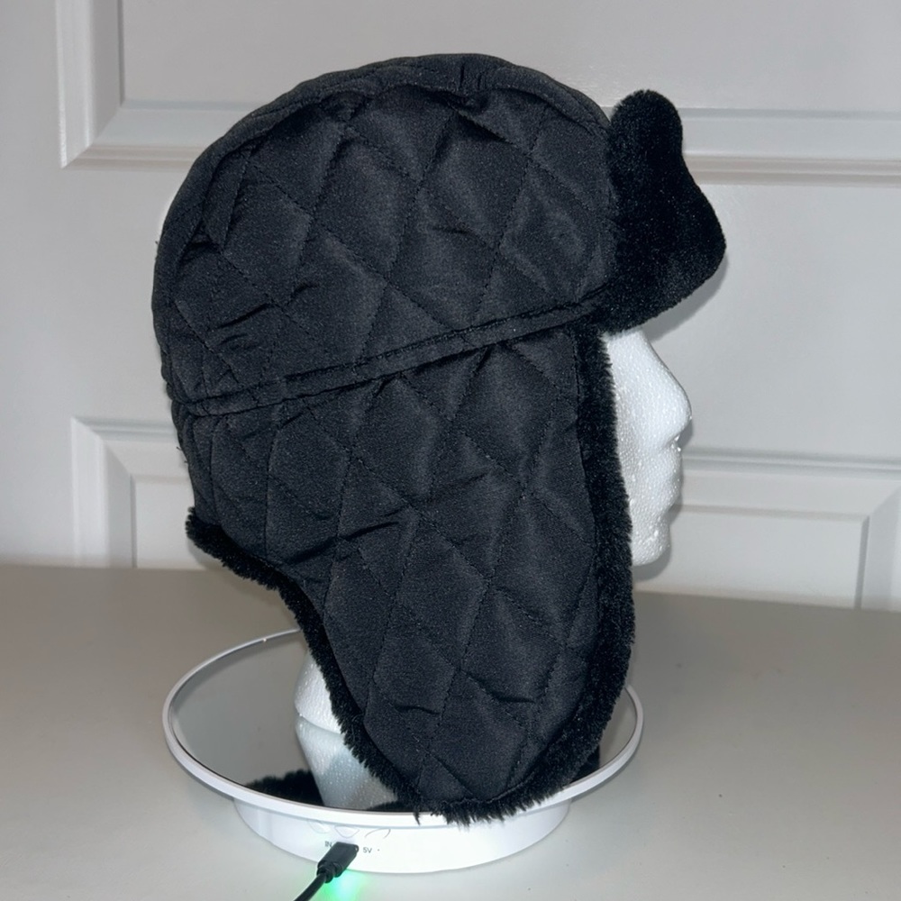 Swiss Tech Black Lumberjack style quilted winter hat - Picture 4 of 6